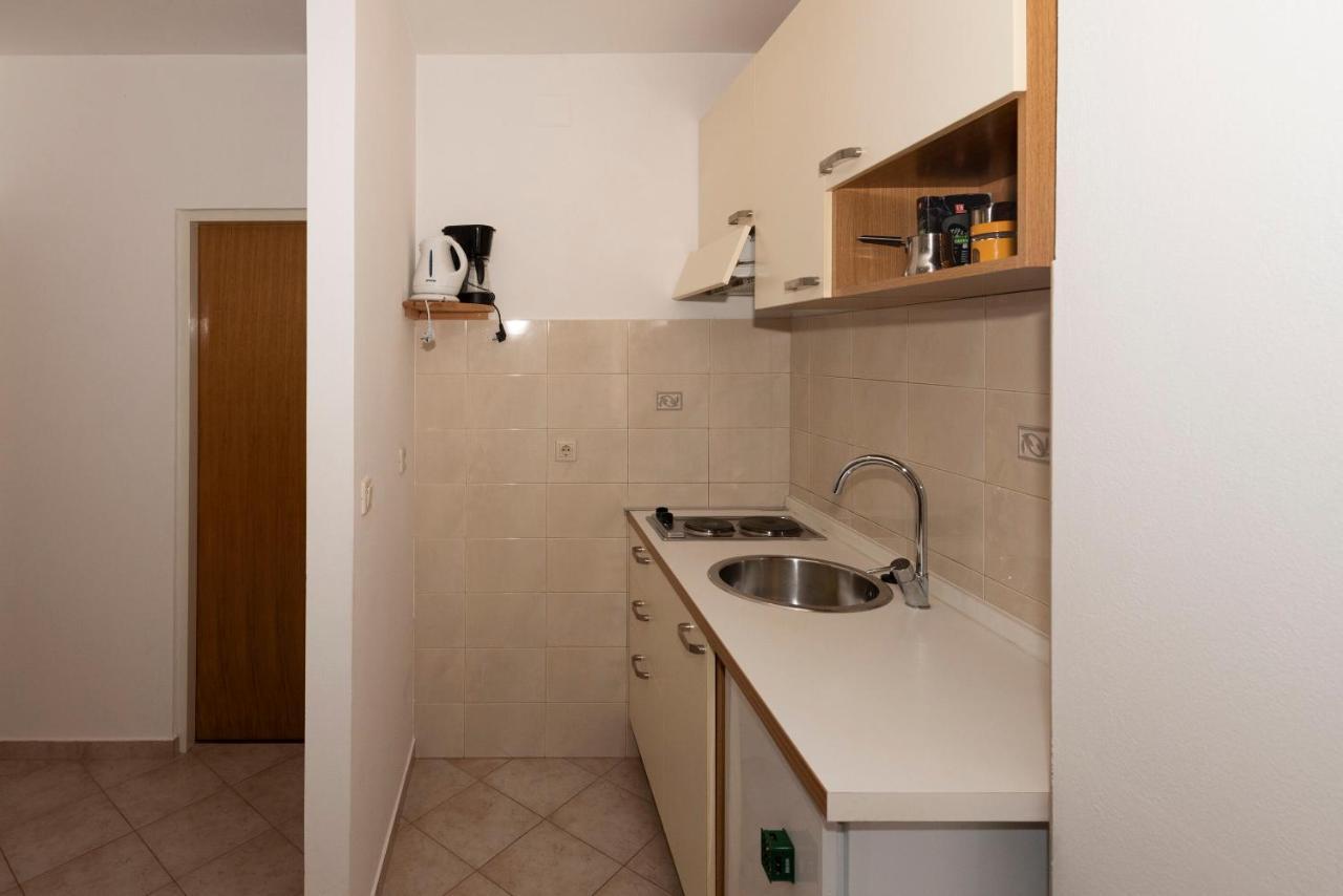 Apartments Max Ražanac Εξωτερικό φωτογραφία